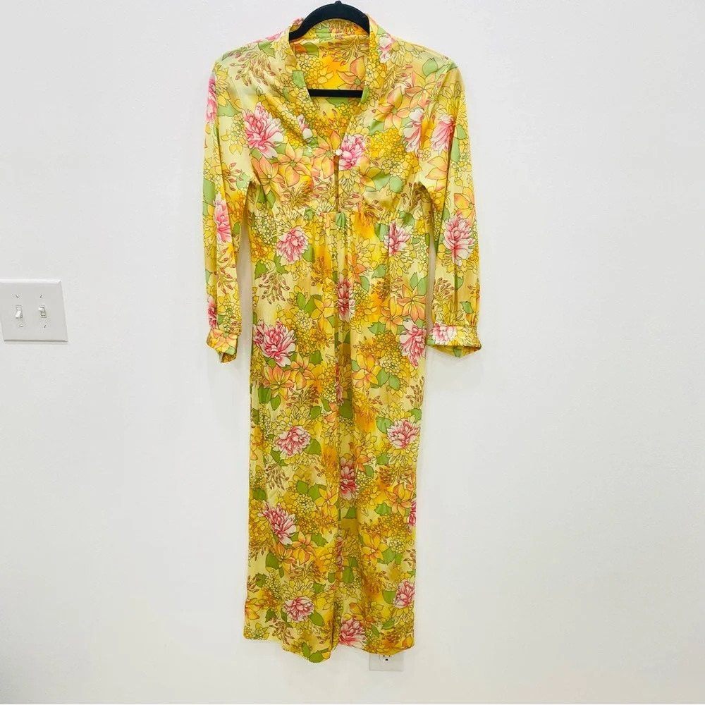 Vintage 70s Deadstock Floral Full Length Nightgown Sz Small